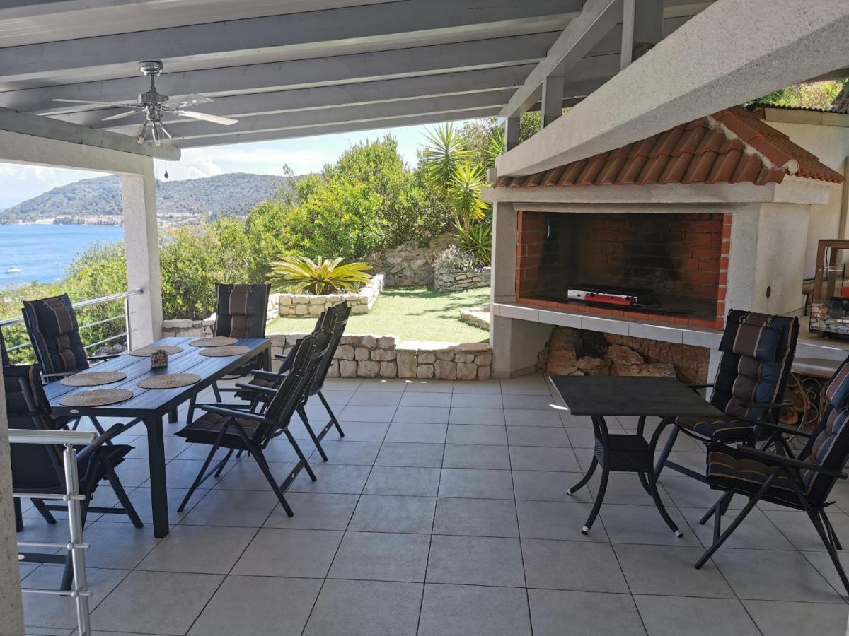 Luxury Apartment Prestige Villa Bellevue Vis Exterior photo