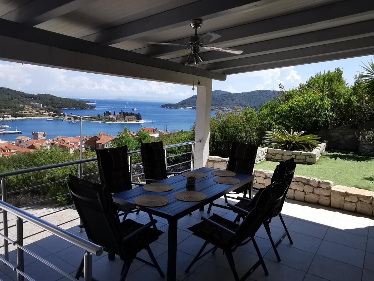 Luxury Apartment Prestige Villa Bellevue Vis Exterior photo