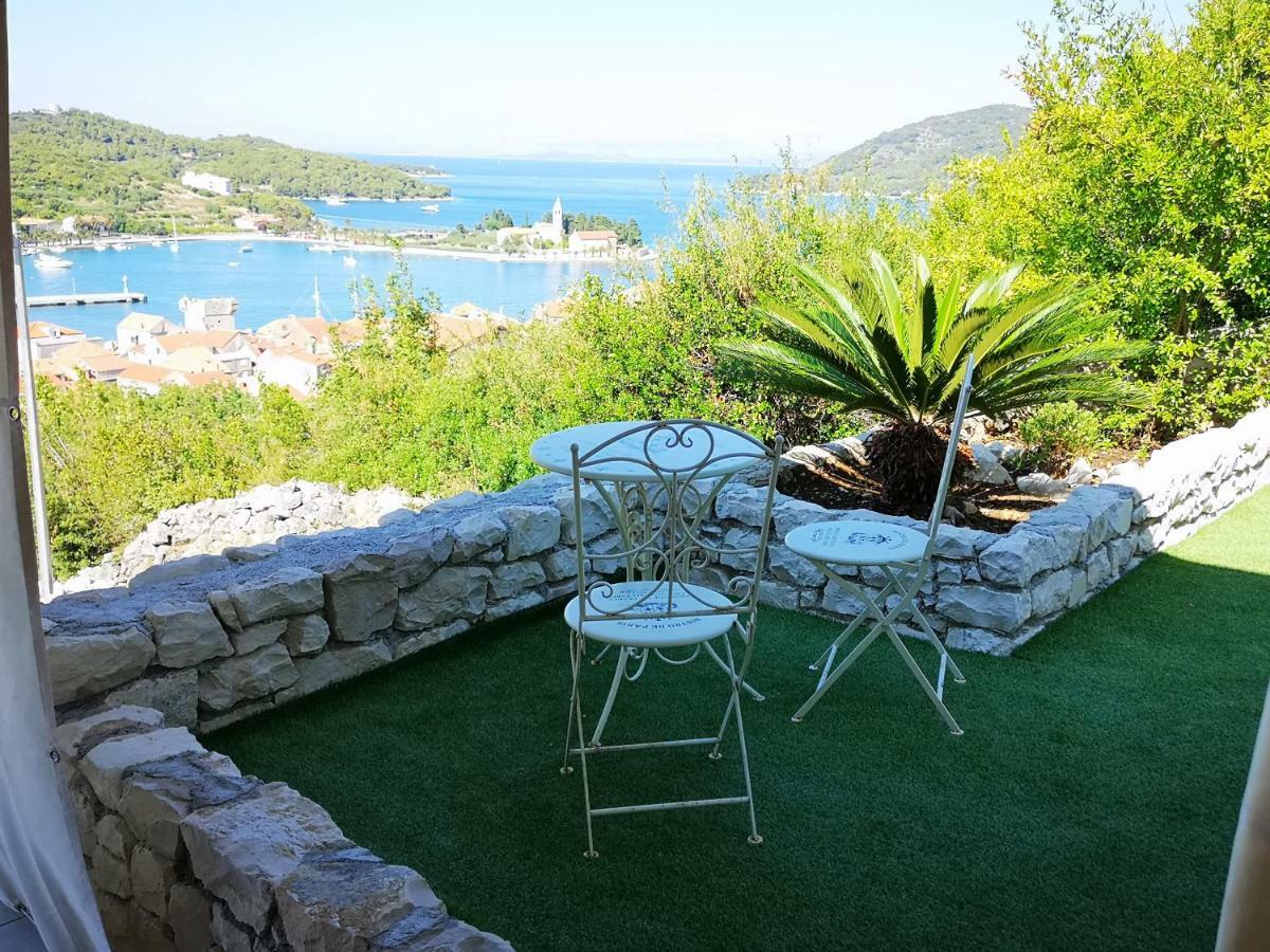 Luxury Apartment Prestige Villa Bellevue Vis Exterior photo