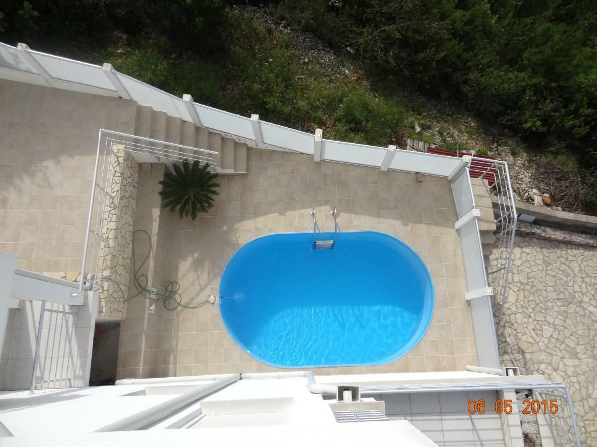 Luxury Apartment Prestige Villa Bellevue Vis Exterior photo